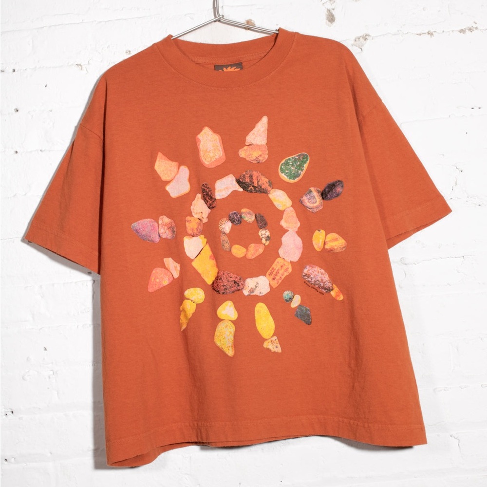 ISO - SUN GAZER TEE 🧡